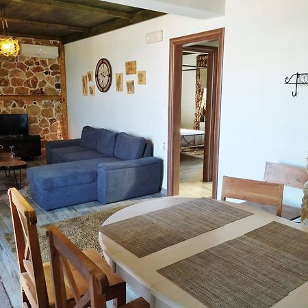 ÉmbonasRustic House公寓 外观 照片