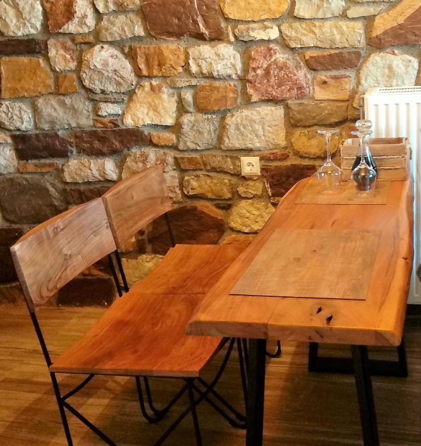 ÉmbonasRustic House公寓 外观 照片
